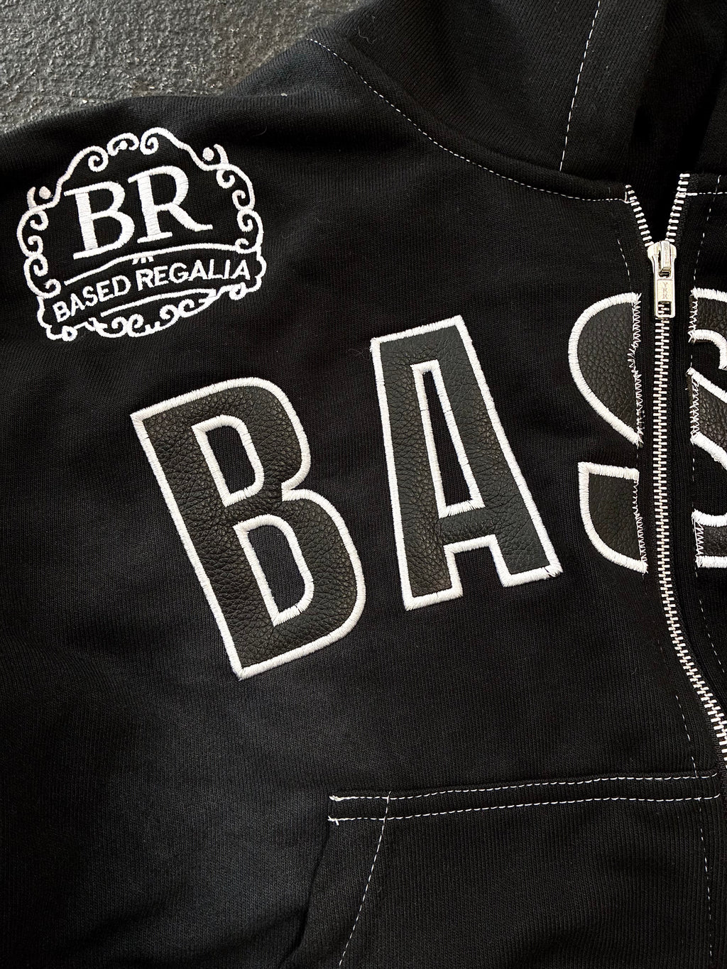 ONYX Zip up
